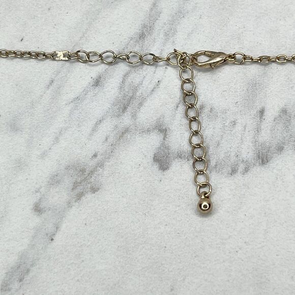 Gold Tone Faux Turquoise Spinning Pendant Necklace - Picture 6 of 11